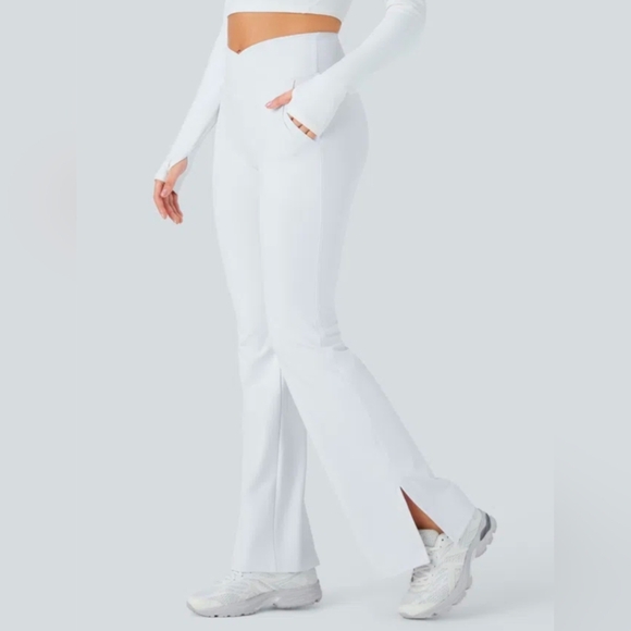 HALARA White Leggings Sleek Stretchy Design Crossover With Pockets. New. XS - Picture 3 of 11